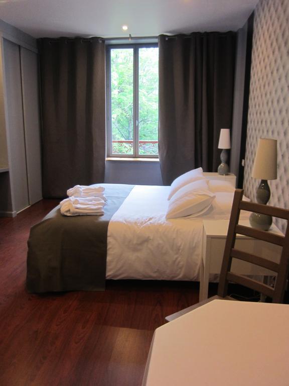 Hotel La Font Vineuse & Spa Saint-Pierre-d'Argencon 部屋 写真